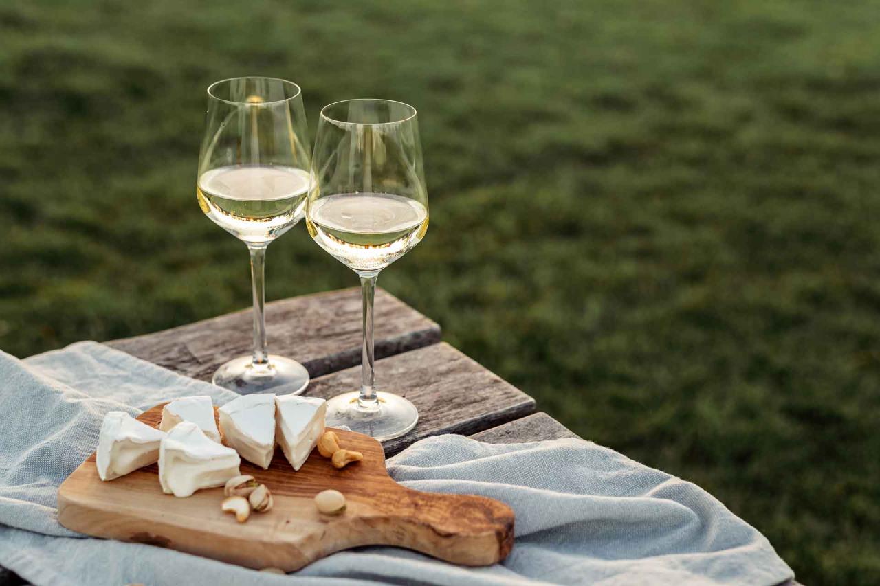 Cheese pairing with Chardonnay.